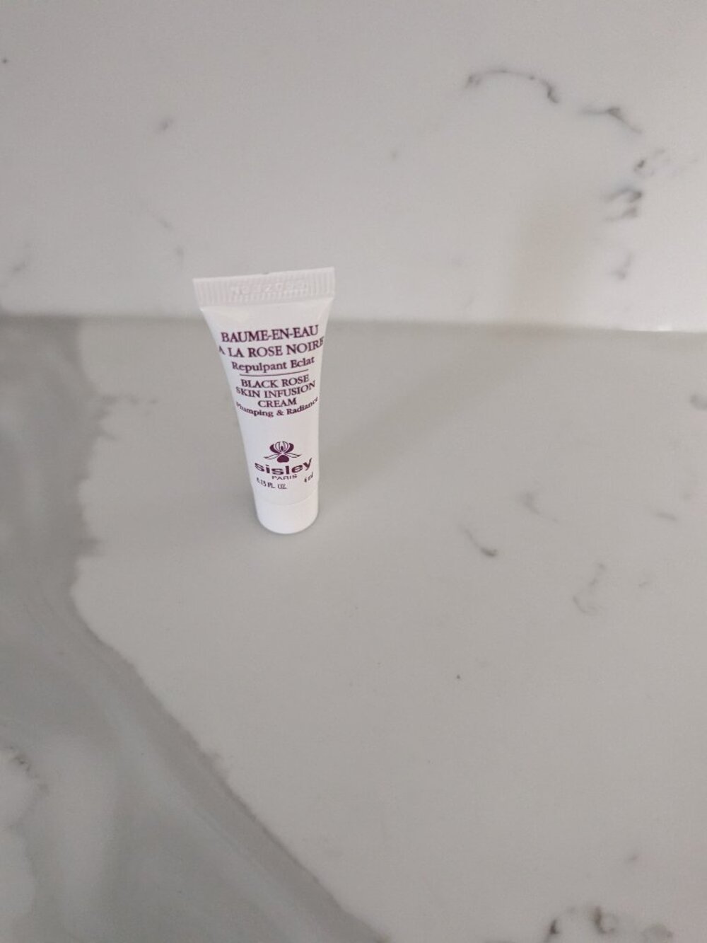 Sisley Paris black rose infusion cream travel size